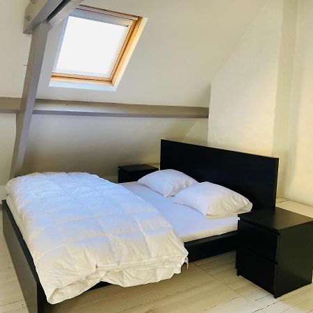 O-Sea House: Herenwoning In Belle Epoque Wijk Te Oostende エクステリア 写真