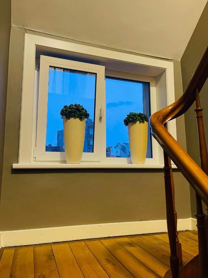 O-Sea House: Herenwoning In Belle Epoque Wijk Te Oostende エクステリア 写真